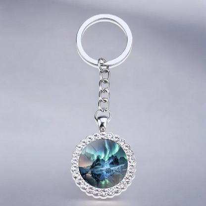 Porte-clés lumineux en argent Aurora Borealis - Bijoux Northern Light - Porte-clés en verre strass - Cadeau parfait pour les amoureux des aurores boréales