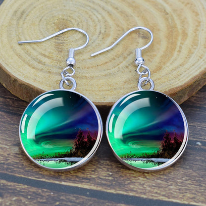 Leuchtende Aurora Borealis-Tropfenohrringe – Nordlicht-Schmuck – einzigartige Glas-Cabochon-Ohrhänger – perfektes Geschenk für Aurora-Liebhaber