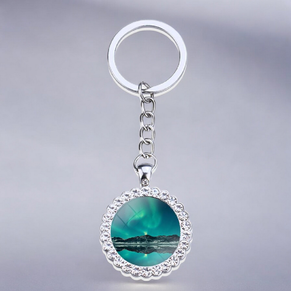 Porte-clés lumineux en argent Aurora Borealis - Bijoux Northern Light - Porte-clés en verre strass - Cadeau parfait pour les amoureux des aurores boréales