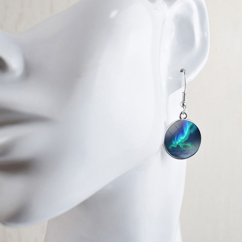 Pendientes colgantes luminosos de aurora boreal - Joyería de aurora boreal - Pendientes colgantes de cabujón de vidrio únicos - Regalo perfecto para los amantes de la aurora