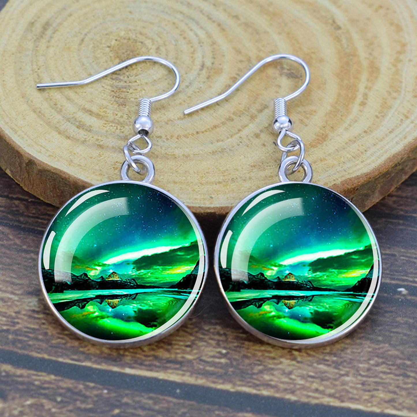 Lýsandi Aurora Borealis dropaeyrnalokkar - Northern Lights Skartgripir - Einstakir Cabochon Dangle eyrnalokkar úr gleri - Fullkomin Aurora Lovers gjöf