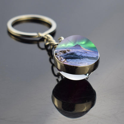 Porte-clés lumineux Aurora Borealis - Bijoux Northern Light - Porte-clés unique en boule de verre double face - Cadeau parfait pour les amoureux des aurores boréales