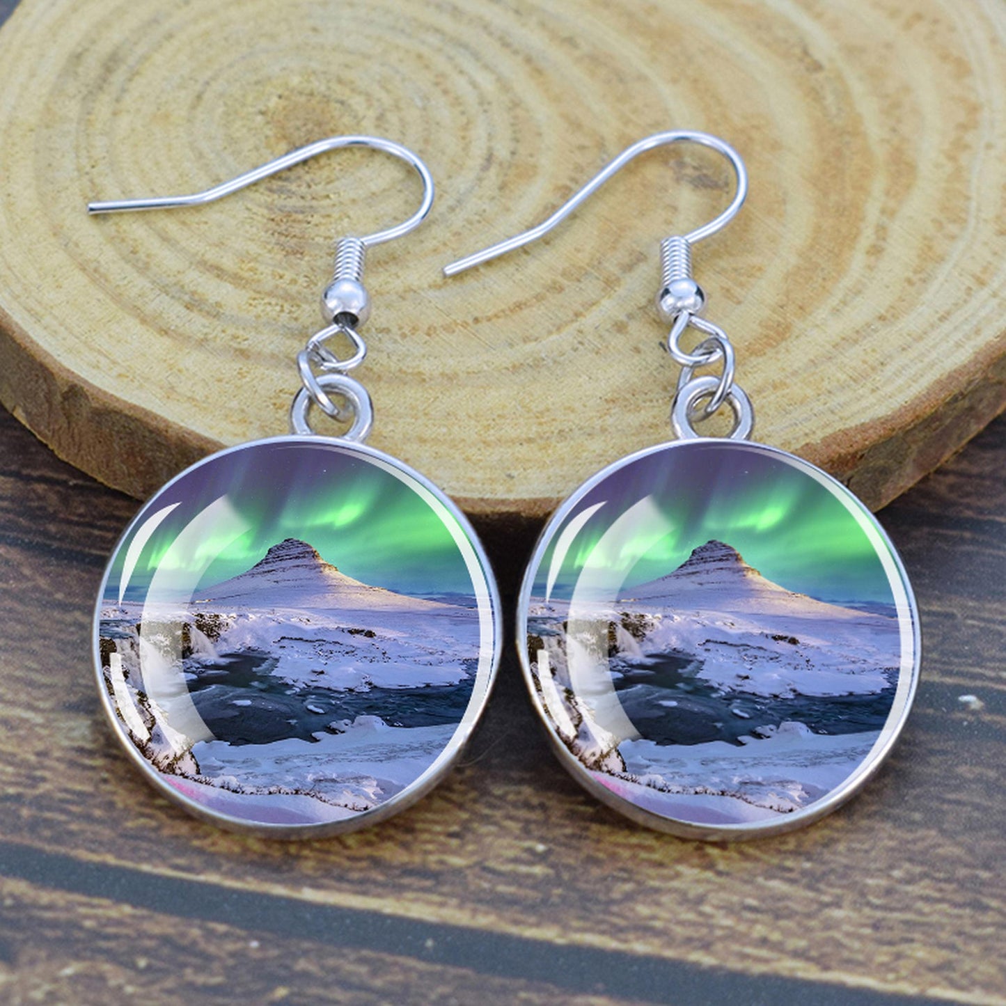 Gaismas Aurora Borealis Drop Auskari - Ziemeļblāzmas rotaslietas - Unikāli stikla Cabochon Dangle Auskari - Perfekta Aurora Lovers dāvana