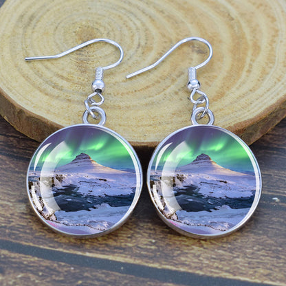 Leuchtende Aurora Borealis-Tropfenohrringe – Nordlicht-Schmuck – einzigartige Glas-Cabochon-Ohrhänger – perfektes Geschenk für Aurora-Liebhaber