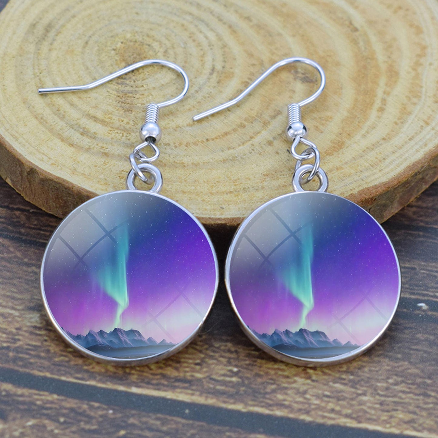 Orecchini pendenti luminosi Aurora Borealis - Gioielli dell'aurora boreale - Orecchini pendenti cabochon in vetro unici - Regalo perfetto per gli amanti dell'Aurora