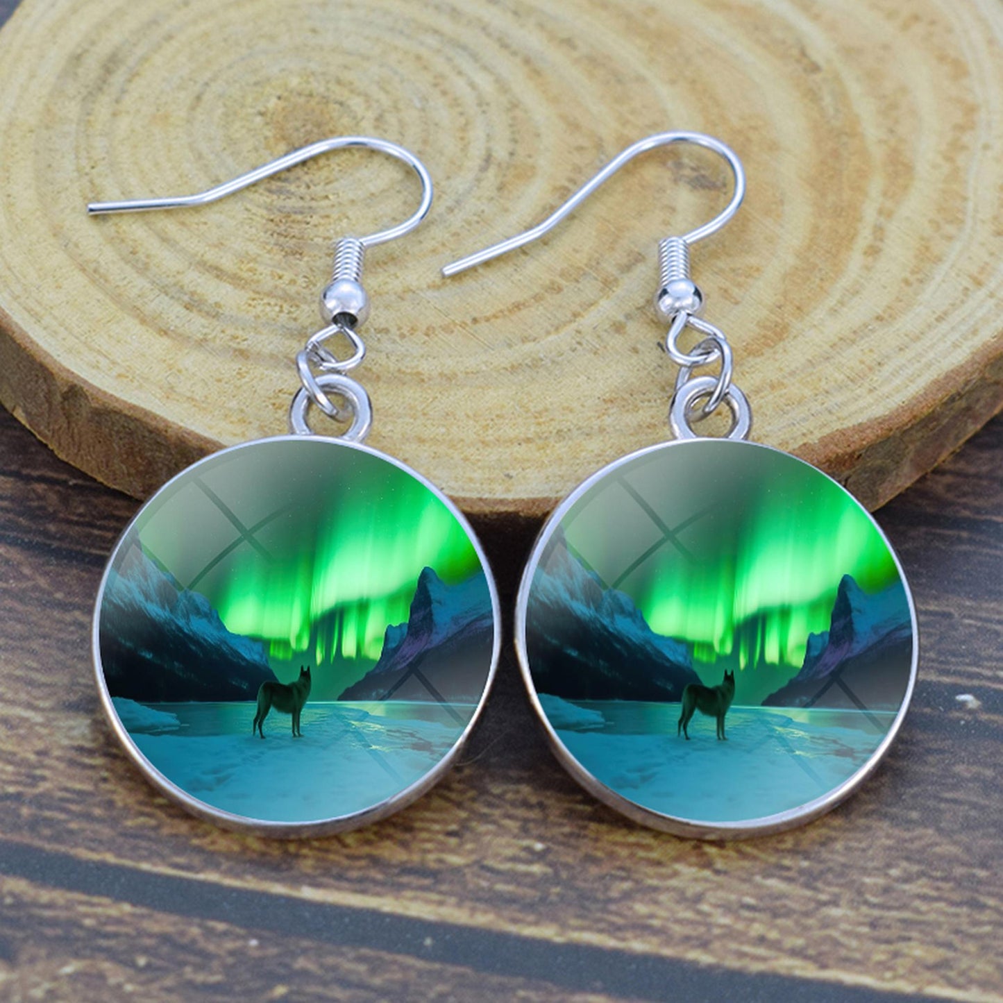 Leuchtende Aurora Borealis-Tropfenohrringe – Nordlicht-Schmuck – einzigartige Glas-Cabochon-Ohrhänger – perfektes Geschenk für Aurora-Liebhaber