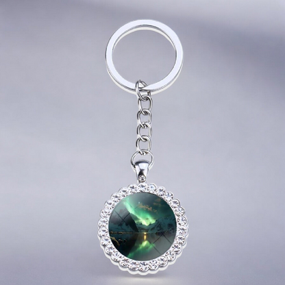 Porte-clés lumineux en argent Aurora Borealis - Bijoux Northern Light - Porte-clés en verre strass - Cadeau parfait pour les amoureux des aurores boréales