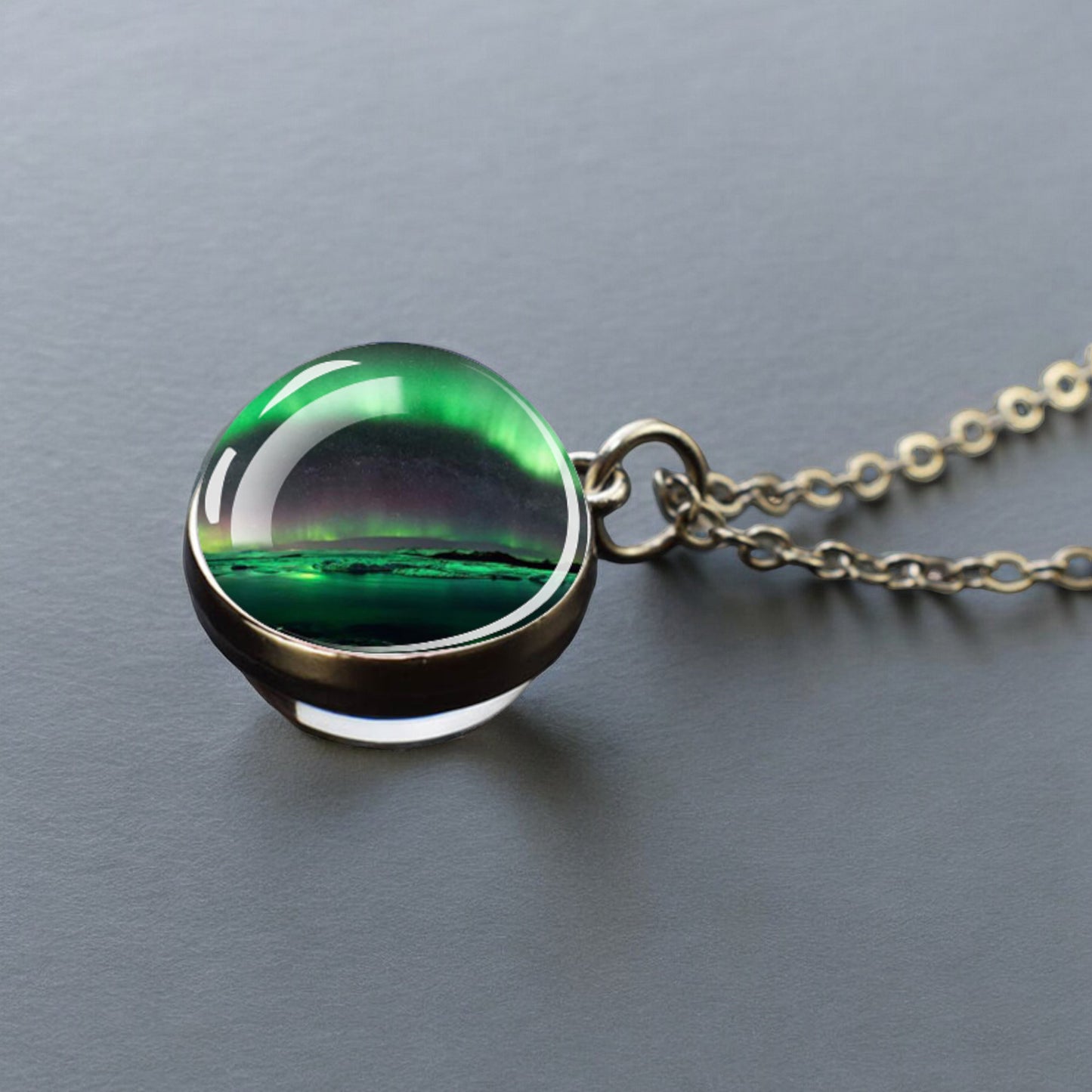 Collier en argent lumineux Aurora Borealis - Bijoux Northern Light - Collier pendentif unique en boule de verre double face - Cadeau parfait pour les amoureux des aurores boréales 