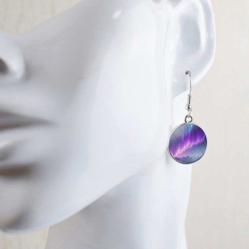 Leuchtende Aurora Borealis-Tropfenohrringe – Nordlicht-Schmuck – einzigartige Glas-Cabochon-Ohrhänger – perfektes Geschenk für Aurora-Liebhaber