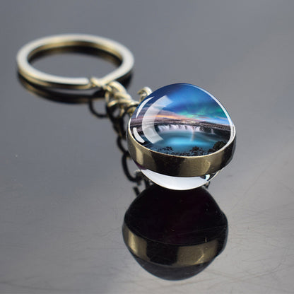 Porte-clés lumineux Aurora Borealis - Bijoux Northern Light - Porte-clés unique en boule de verre double face - Cadeau parfait pour les amoureux des aurores boréales