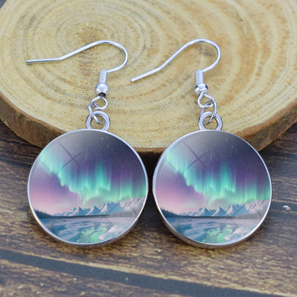 Lýsandi Aurora Borealis dropaeyrnalokkar - Northern Lights Skartgripir - Einstakir Cabochon Dangle eyrnalokkar úr gleri - Fullkomin Aurora Lovers gjöf