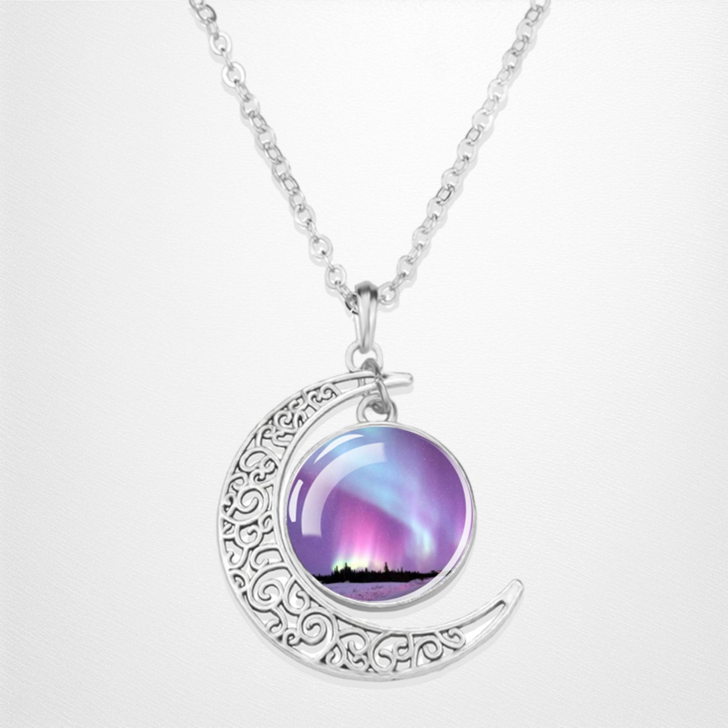 Collier lumineux Aurora Borealis Crescent - Bijoux Northern Light - Collier pendentif cabochon en verre croissant unique - Cadeau parfait pour les amoureux des aurores boréales 