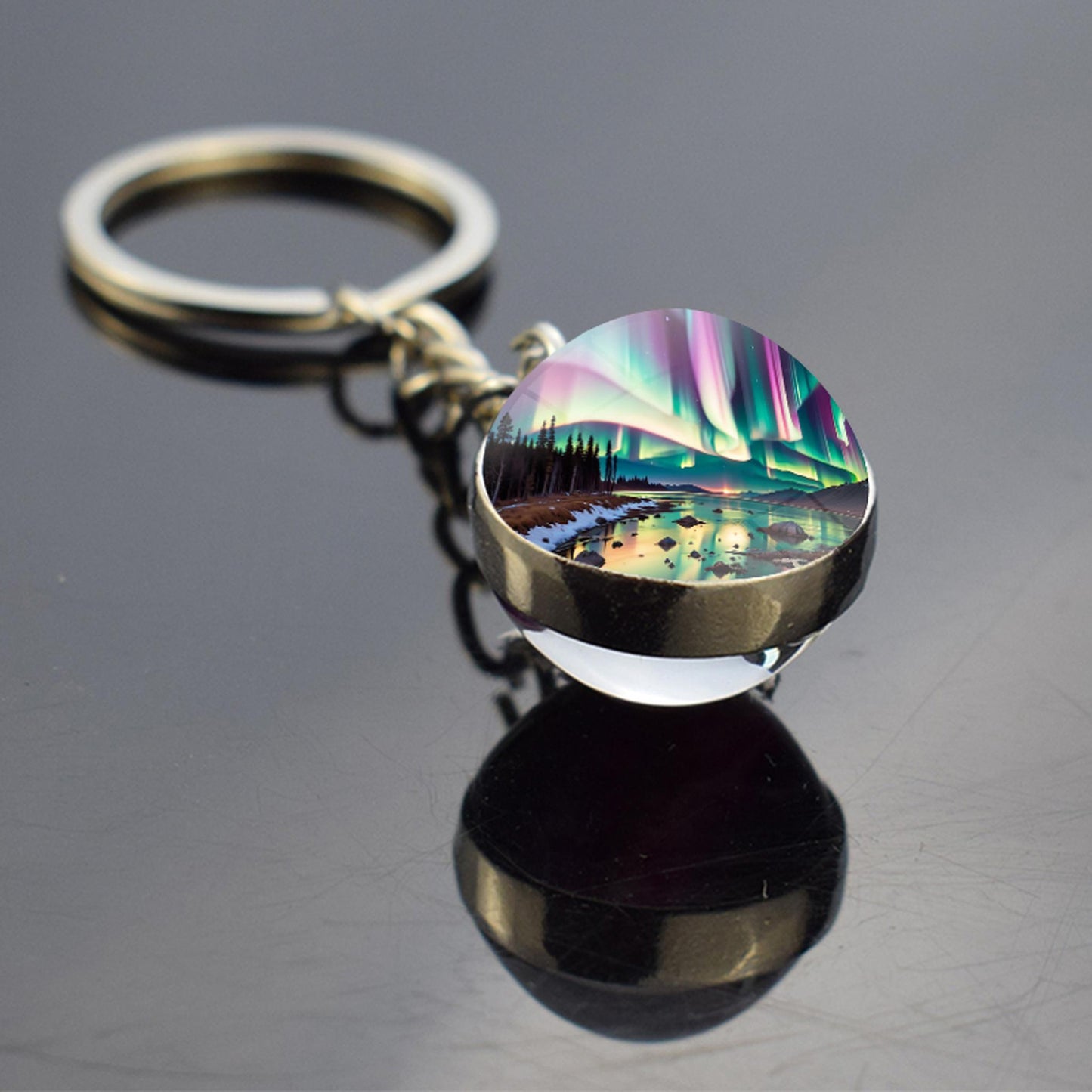 Luminous Aurora Borealis Keyring - Northern Light Jewelry - Unique Double Side Glass Ball Key Chain - Perfect Aurora Lovers Gift