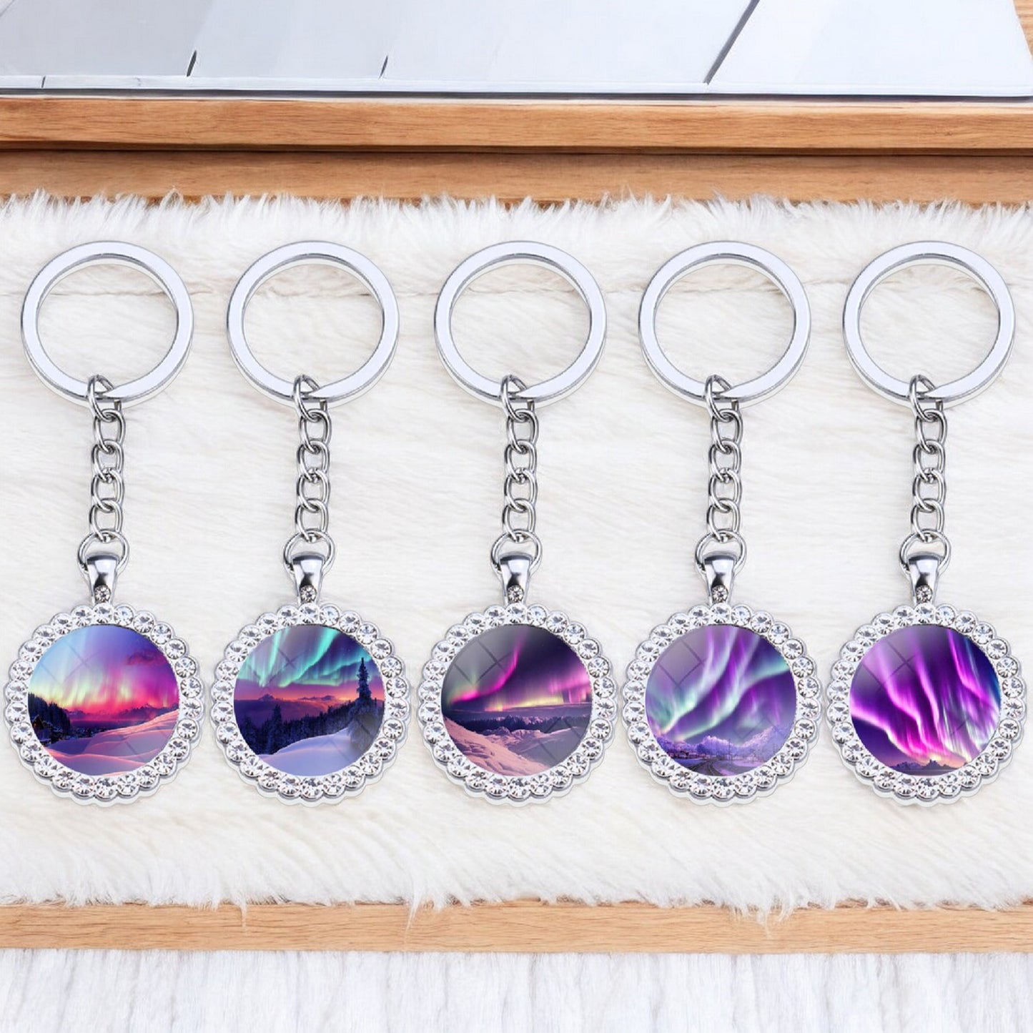 Porte-clés lumineux en argent Aurora Borealis - Bijoux Northern Light - Porte-clés en verre strass - Cadeau parfait pour les amoureux des aurores boréales