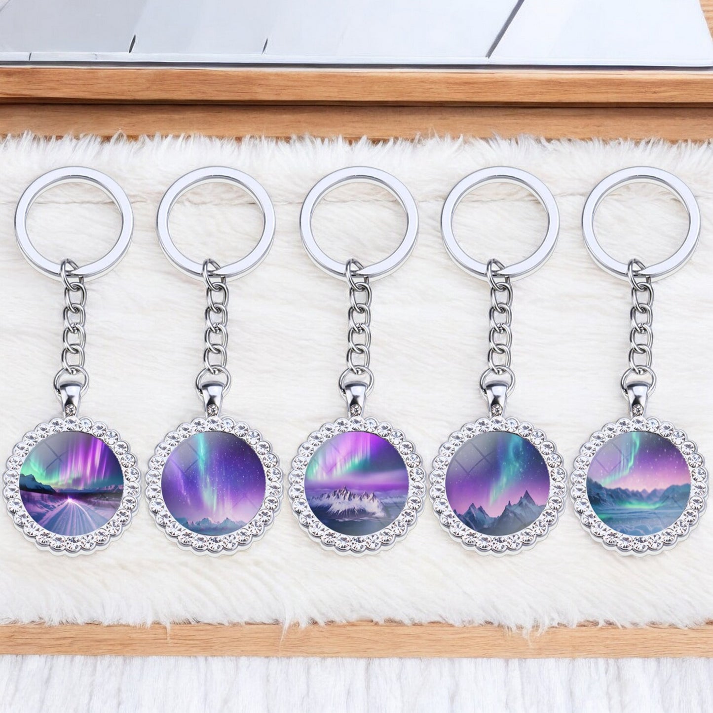 Porte-clés lumineux en argent Aurora Borealis - Bijoux Northern Light - Porte-clés en verre strass - Cadeau parfait pour les amoureux des aurores boréales