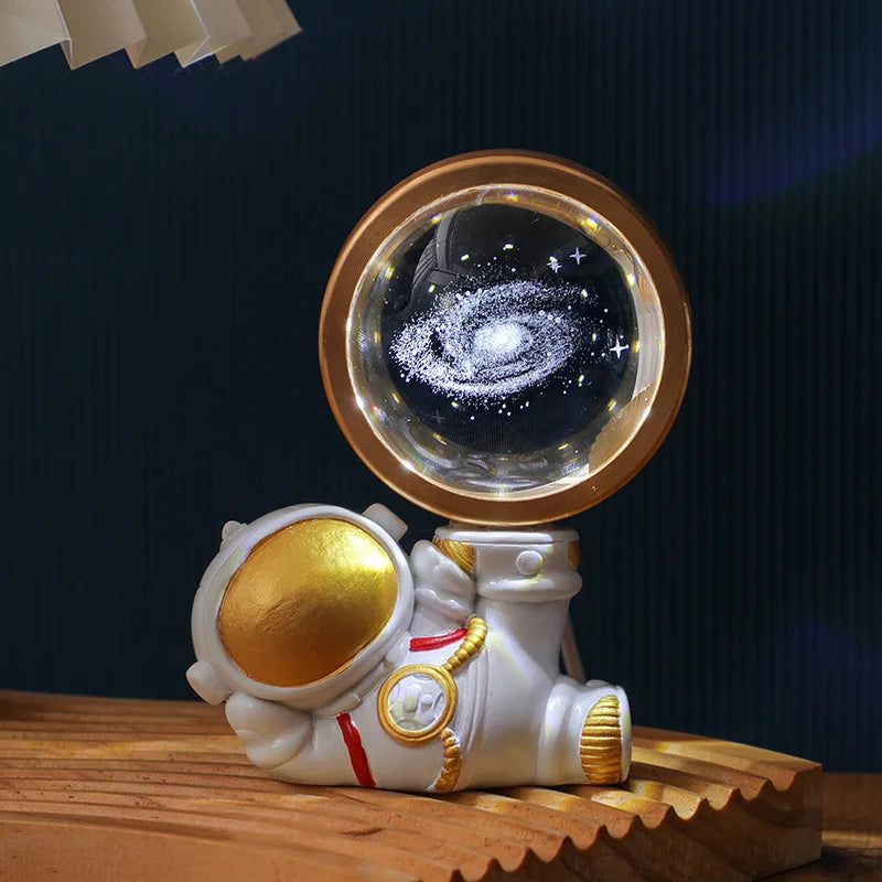 3D Creative Astronaut Crystal Ball Led Night Light for Children Bedroom Planet Space Solar System Lamp USB Kid Gift